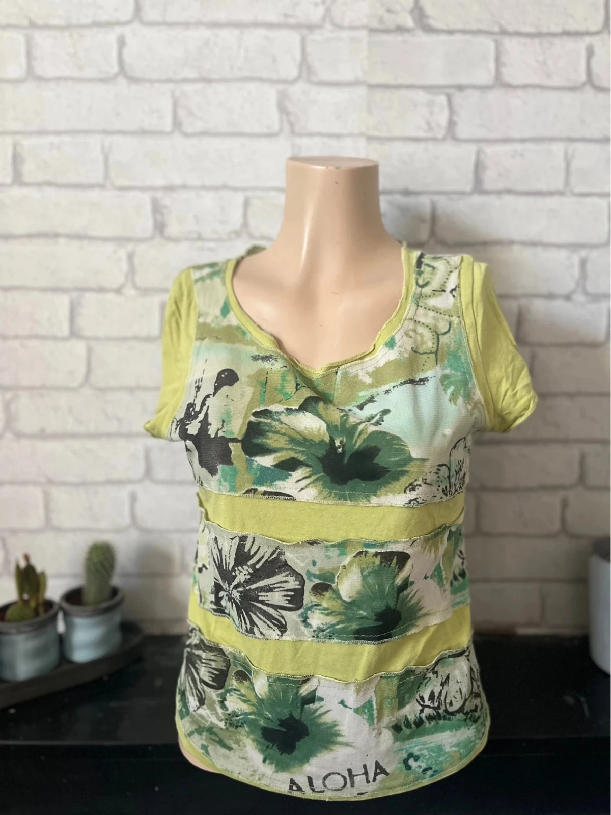 T‑shirt femme imprimé floral – Axara – Taille 36